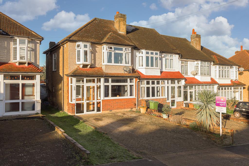 3 bedroom House End Terrace, Ardrossan Gardens, Worcester Park The